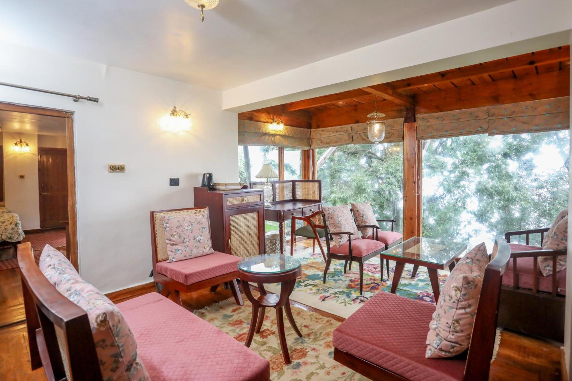 Blue Book At Gethia, Nainital Hotel Eksteriør billede