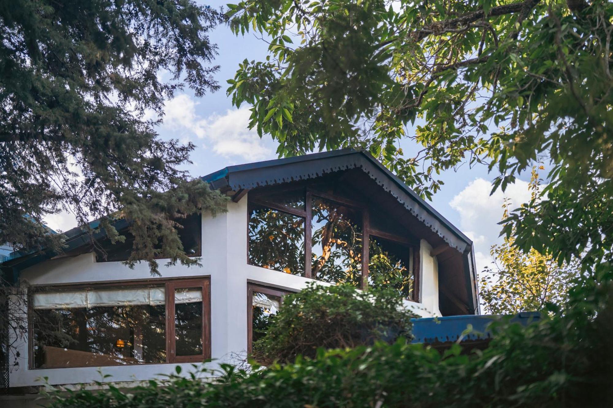 Blue Book At Gethia, Nainital Hotel Eksteriør billede